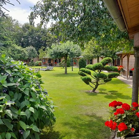 Appel Lodge Diessen Exterior foto